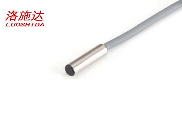 D4分離式超短型電感式接近開關