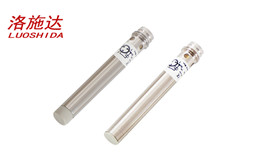 D6.5-M8長距離電感式接近開關接頭式