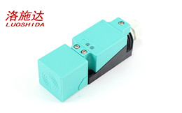 Q40出線式方形電感式接近開關(guān)