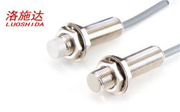 M12-45mm圓柱標準型接近開關出線式