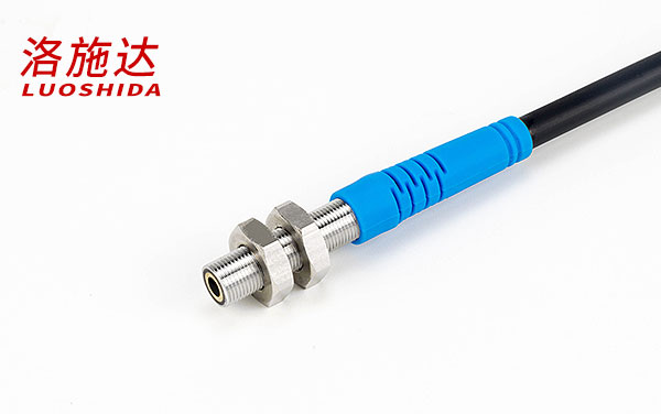 M6光電開關漫反射式